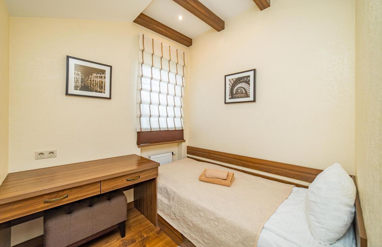 Petrani Nivki Hotel Kiev Luaran gambar