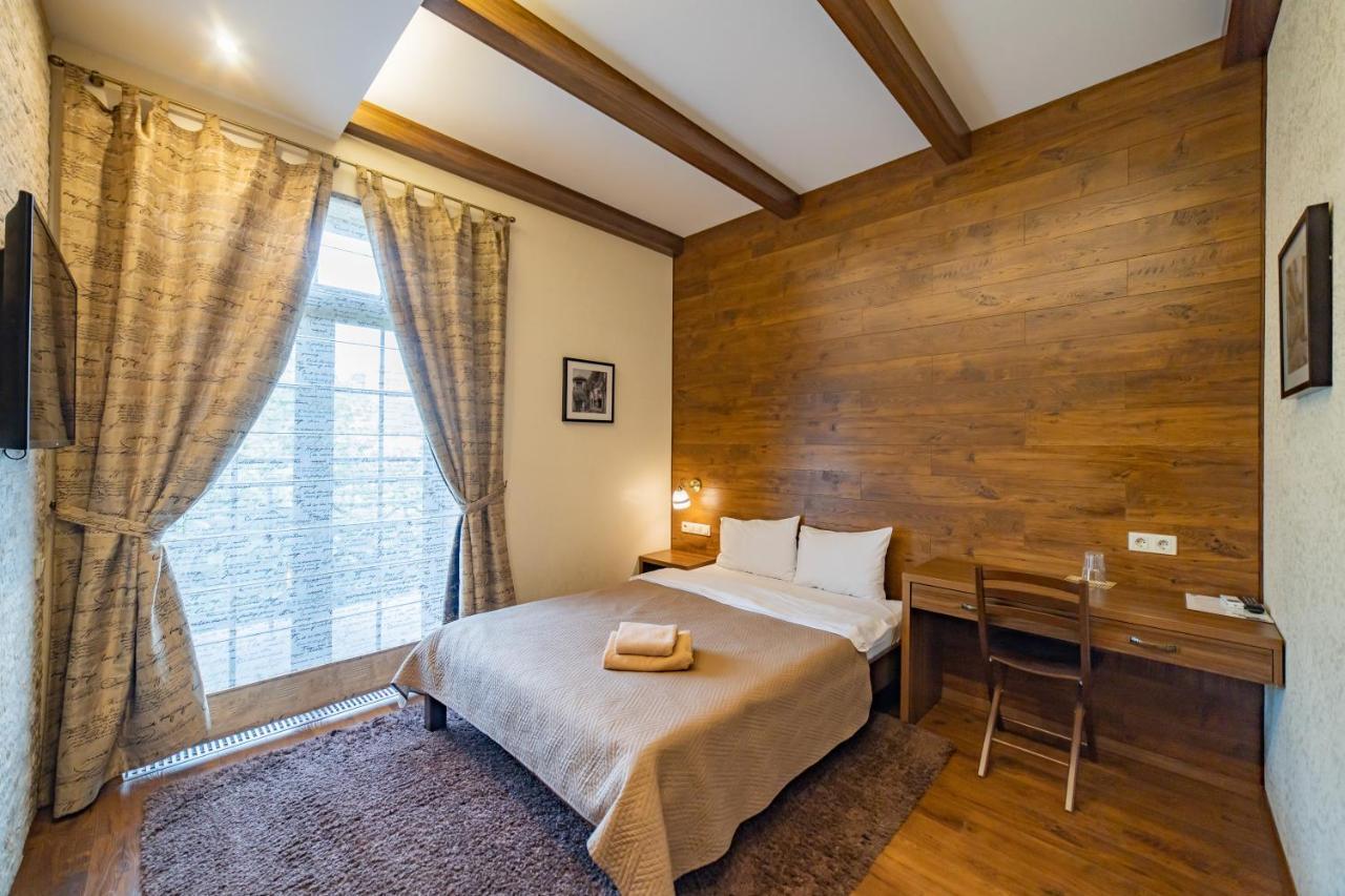 Petrani Nivki Hotel Kiev Luaran gambar